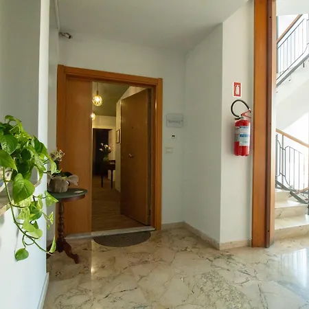 Epimoni Bed & Breakfast 4*