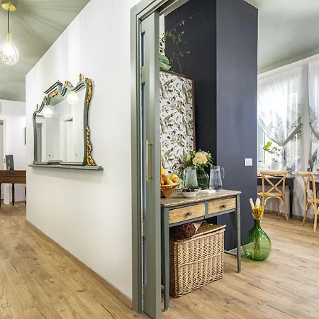 Epimoni Bed & Breakfast