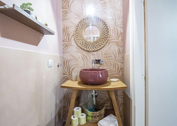 Epimoni Bed & Breakfast 4*